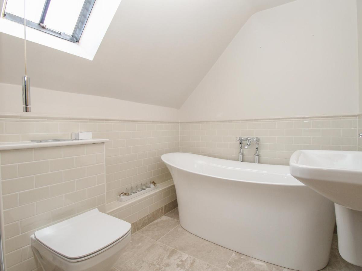 St Mary'S Chapel Villa Wareham Bagian luar foto